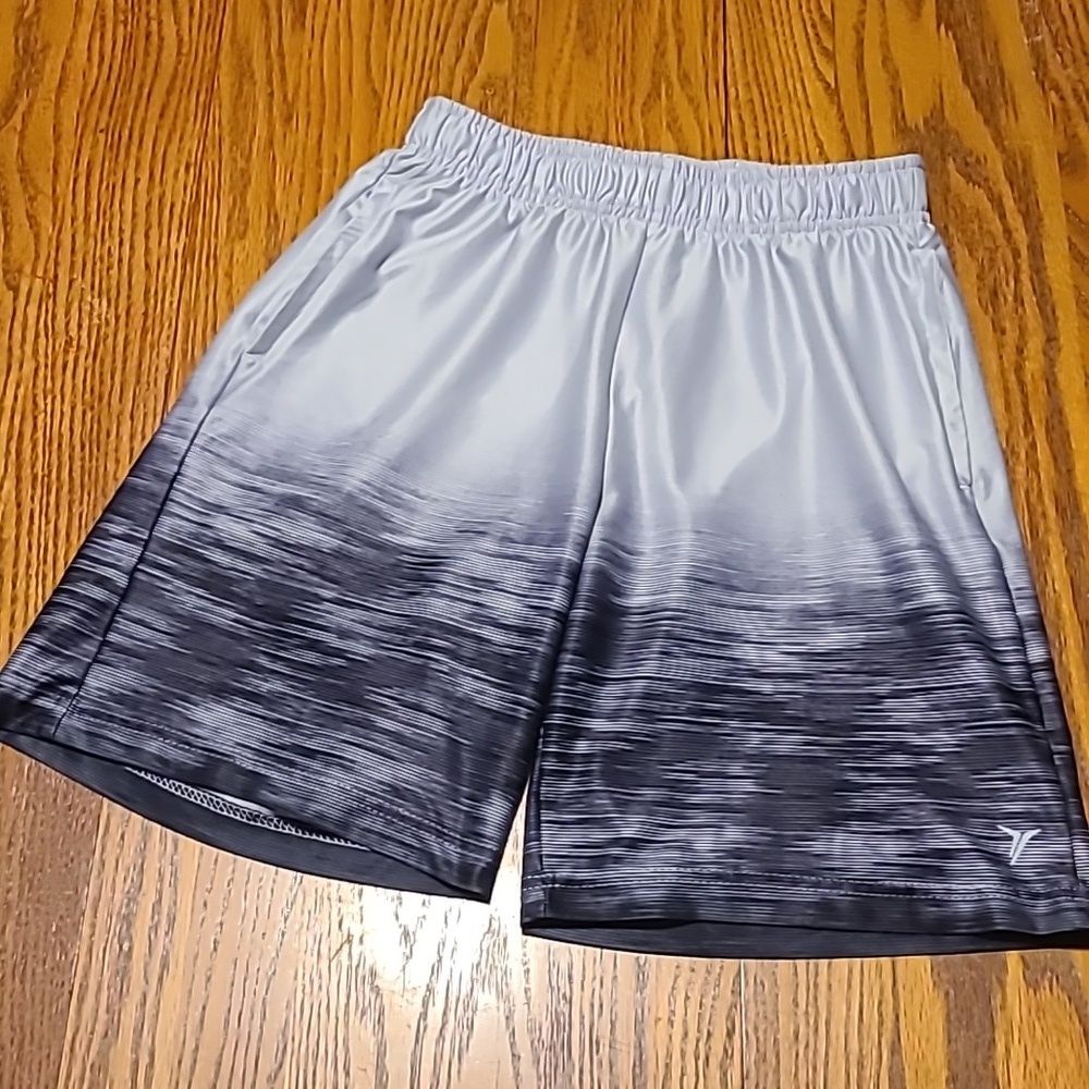 Old Navy Athletic Shorts  - Boys Large